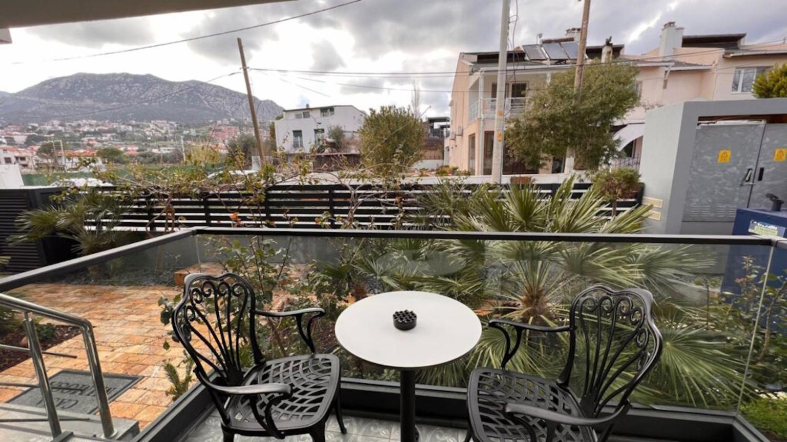 Casa Mimosa Hotel Smirne Esterno foto